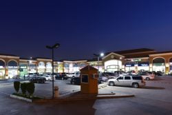 Granada Plaza